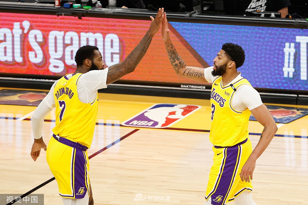 [NBA季后赛]湖人109-102太阳 总分扳成1-1