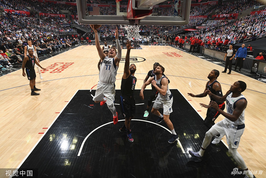 [NBA季后赛]独行侠127-121快船 东契奇39分拿两连胜