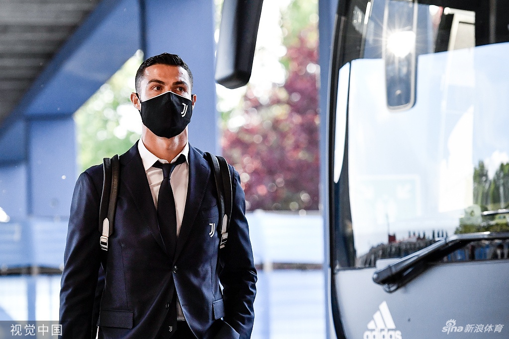 C罗最新身价4500万欧元 创13年来新低