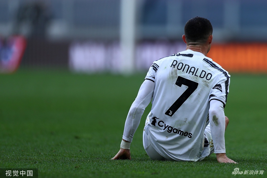 C罗最新身价4500万欧元 创13年来新低