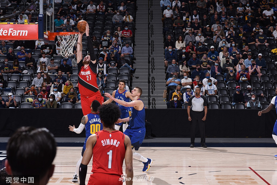 [NBA季后赛]开拓者140-147掘金 利拉德空砍55分