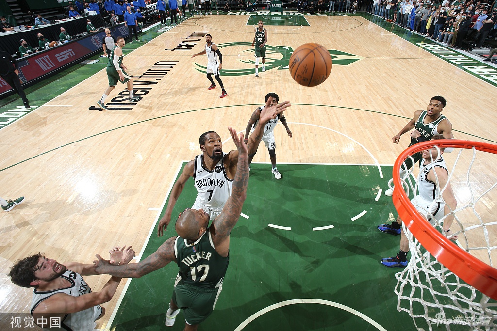 [NBA季后赛]篮网83-86雄鹿 字母哥33+14扳成1-2