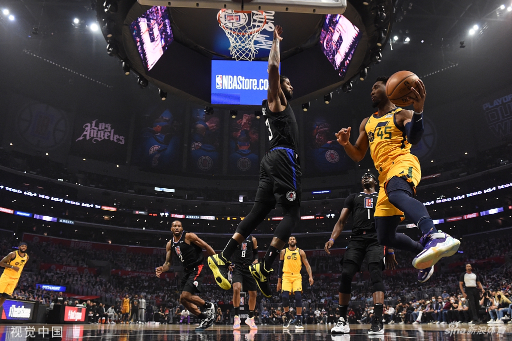 [NBA季后赛]爵士104-118快船 泡椒31分总分2-2