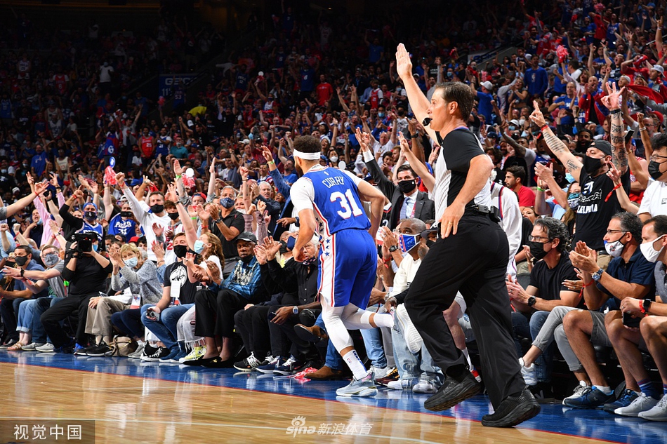 [NBA季后赛]老鹰109-106胜76人 特雷杨39分总分3-2