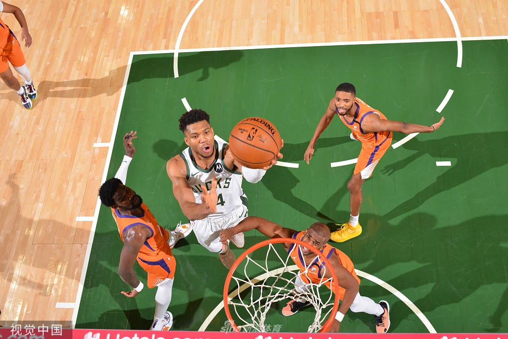 [NBA总决赛]太阳103-109雄鹿 字母哥26+14总分扳成2-2