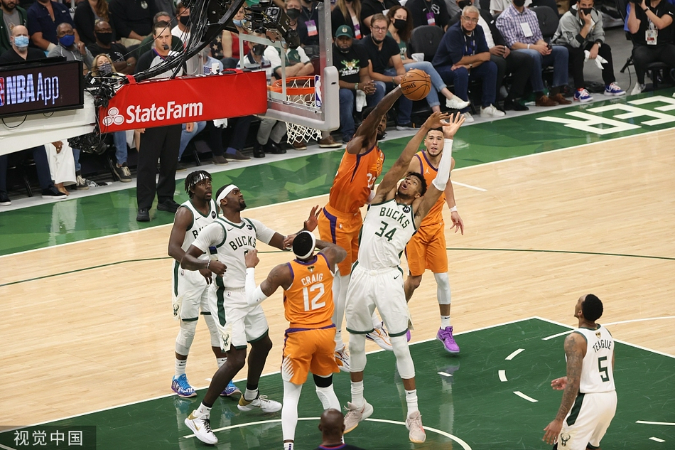 [NBA总决赛]太阳103-109雄鹿 字母哥26+14总分扳成2-2