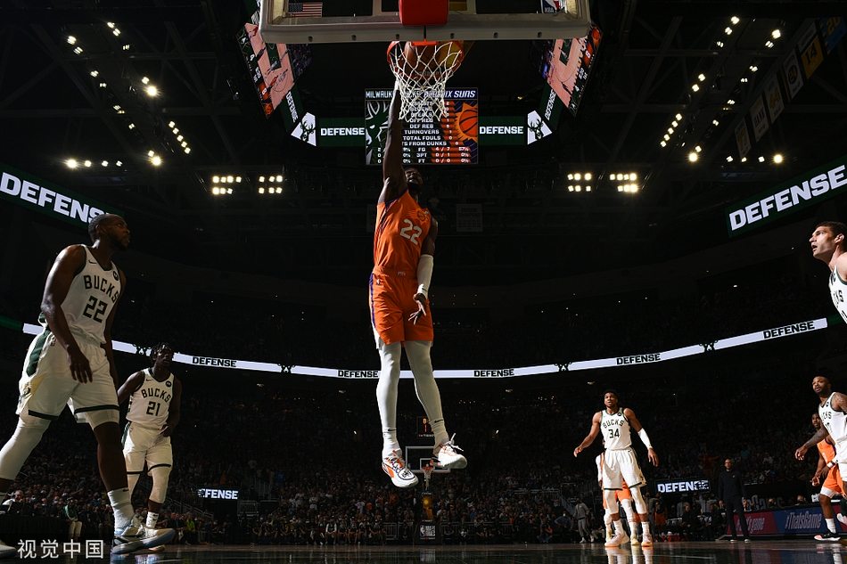 [NBA总决赛]太阳103-109雄鹿 字母哥26+14总分扳成2-2