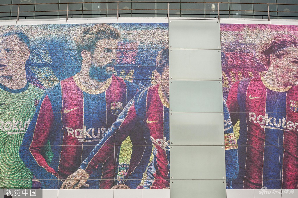 巴萨清除诺坎普梅西巨型海报