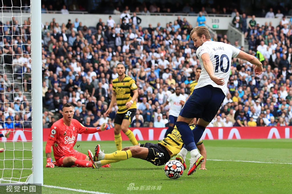 [英超]热刺1-0沃特福德 孙兴O任意球破门