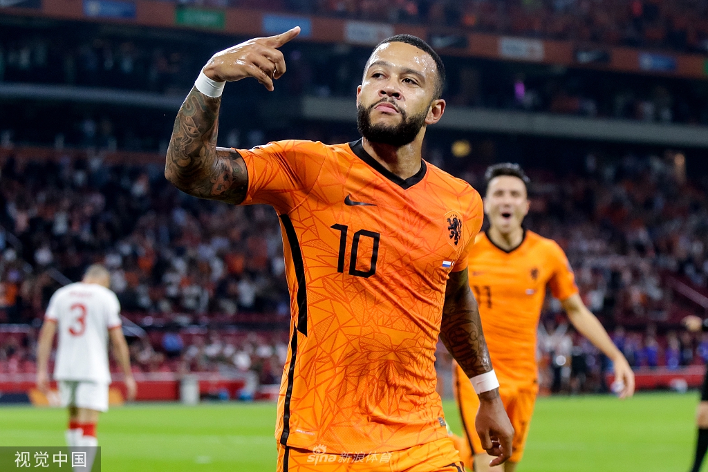 [世预赛]荷兰6-1土耳其 德佩帽子戏法