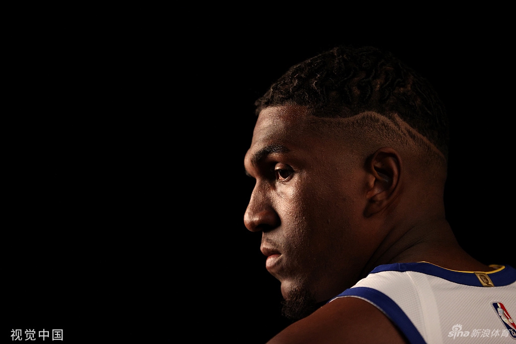 [NBA]勇士队媒体日库里汤神合体