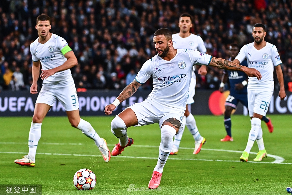 [欧冠]大巴黎2-0曼城 梅西破门