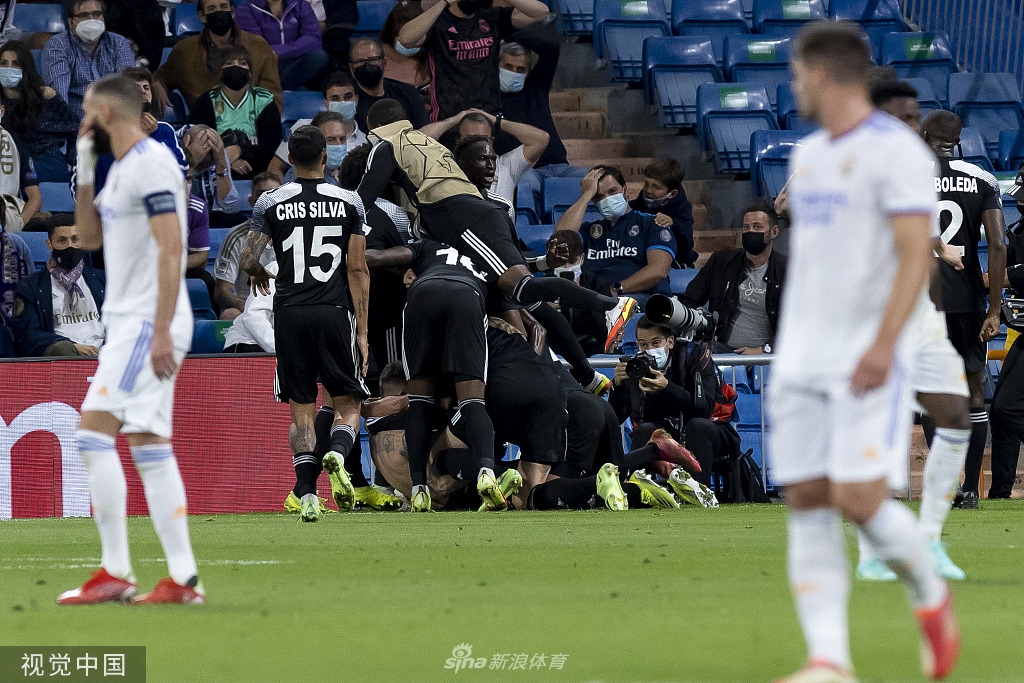 [欧冠]皇马1-2谢里夫 本泽马破门