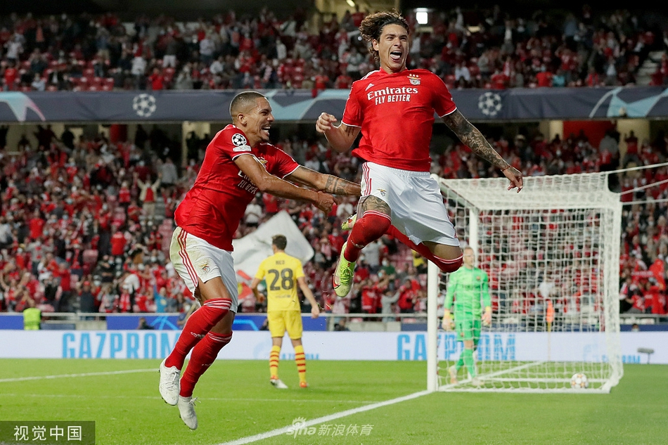 [欧冠]巴萨0-3本菲卡 小组赛遭遇连败