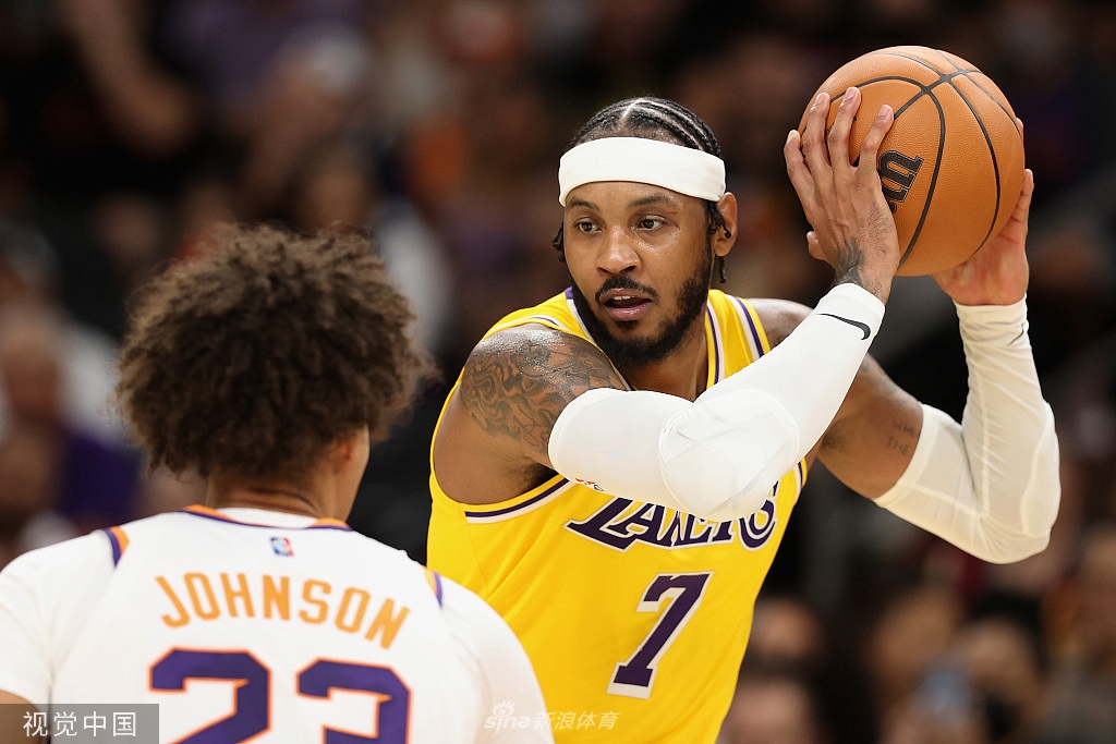 [NBA季前赛]湖人105-117太阳 詹姆斯威少缺阵