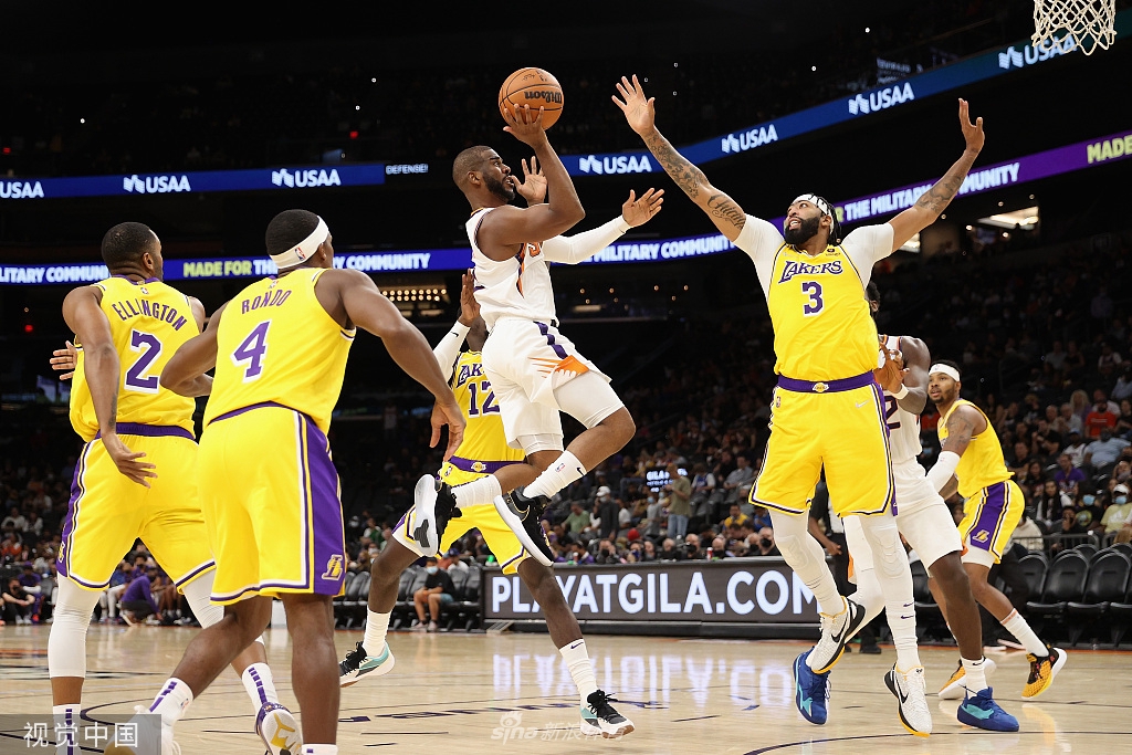 [NBA季前赛]湖人105-117太阳 詹姆斯威少缺阵