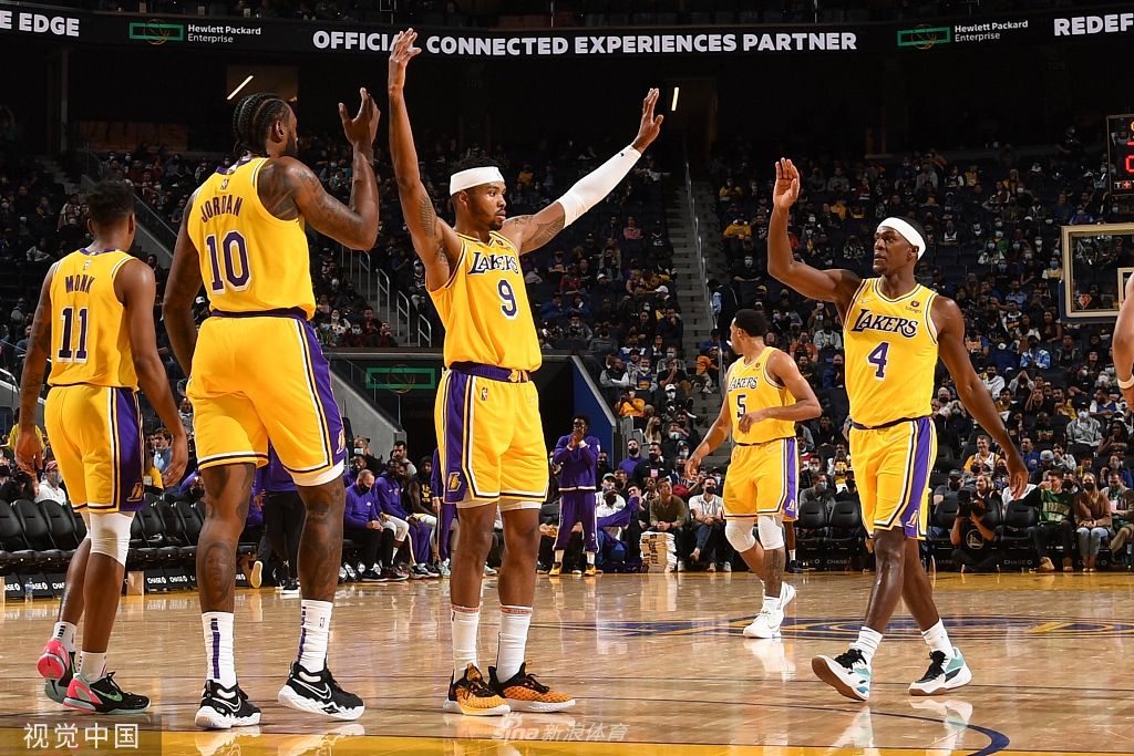 [NBA季前赛]湖人114-121勇士 库里30分