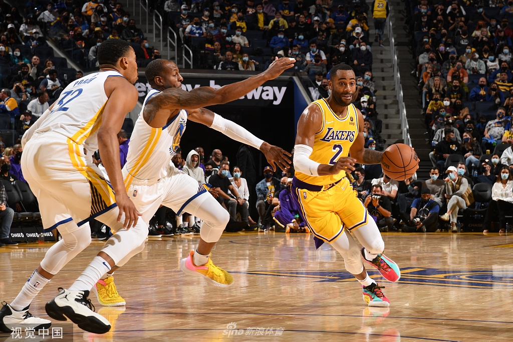 [NBA季前赛]湖人114-121勇士 库里30分