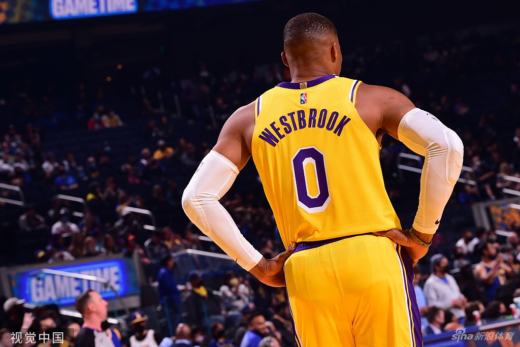 [NBA季前赛]湖人114-121勇士 库里30分