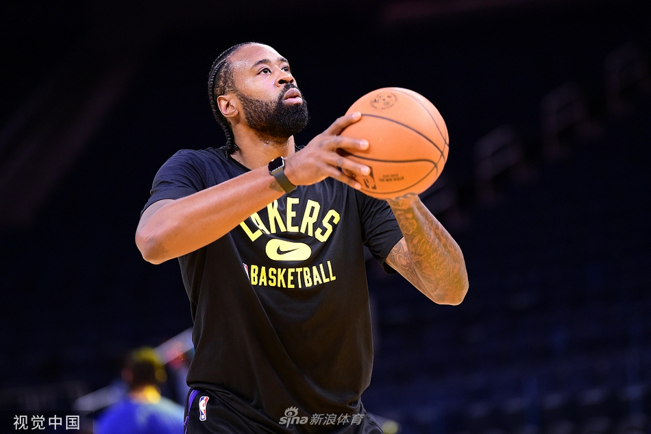 [NBA季前赛]湖人114-121勇士 库里30分