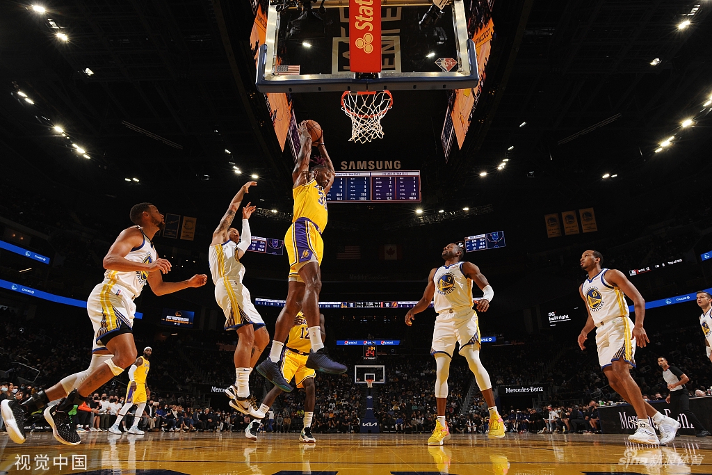 [NBA季前赛]湖人114-121勇士 库里30分