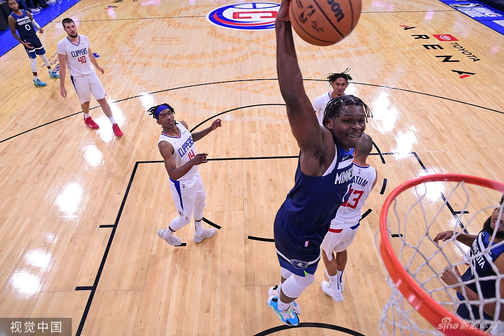[NBA季前赛]森林狼128-100快船