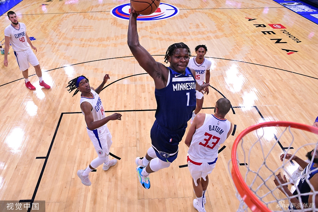 [NBA季前赛]森林狼128-100快船