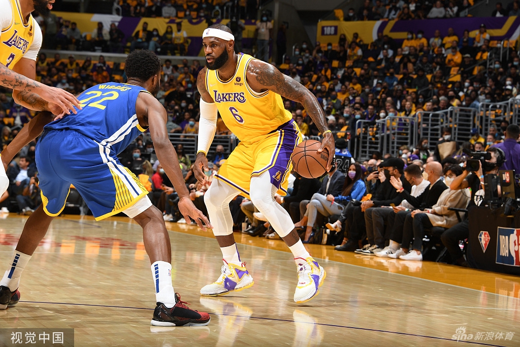 [NBA揭幕战]勇士121-114湖人