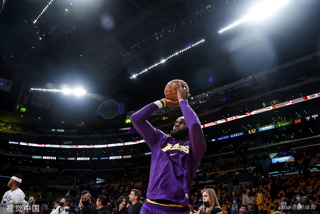 [NBA揭幕战]勇士121-114湖人