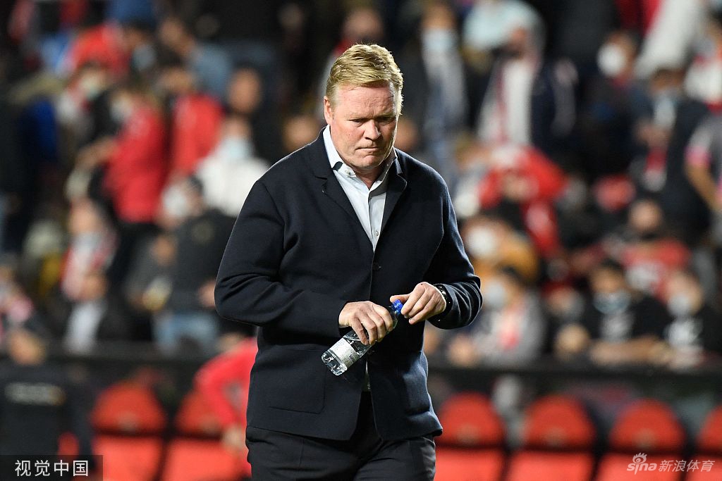 巴萨官方宣布主教练科曼下课