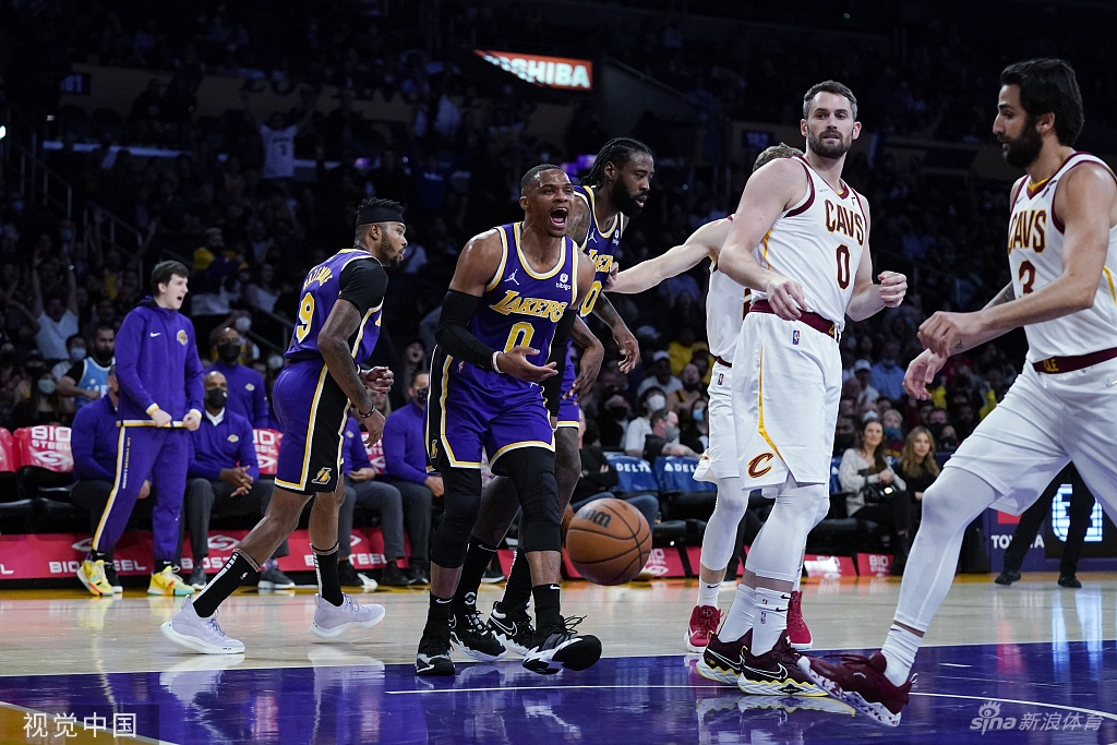 [NBA]骑士101-113湖人 詹姆斯复出