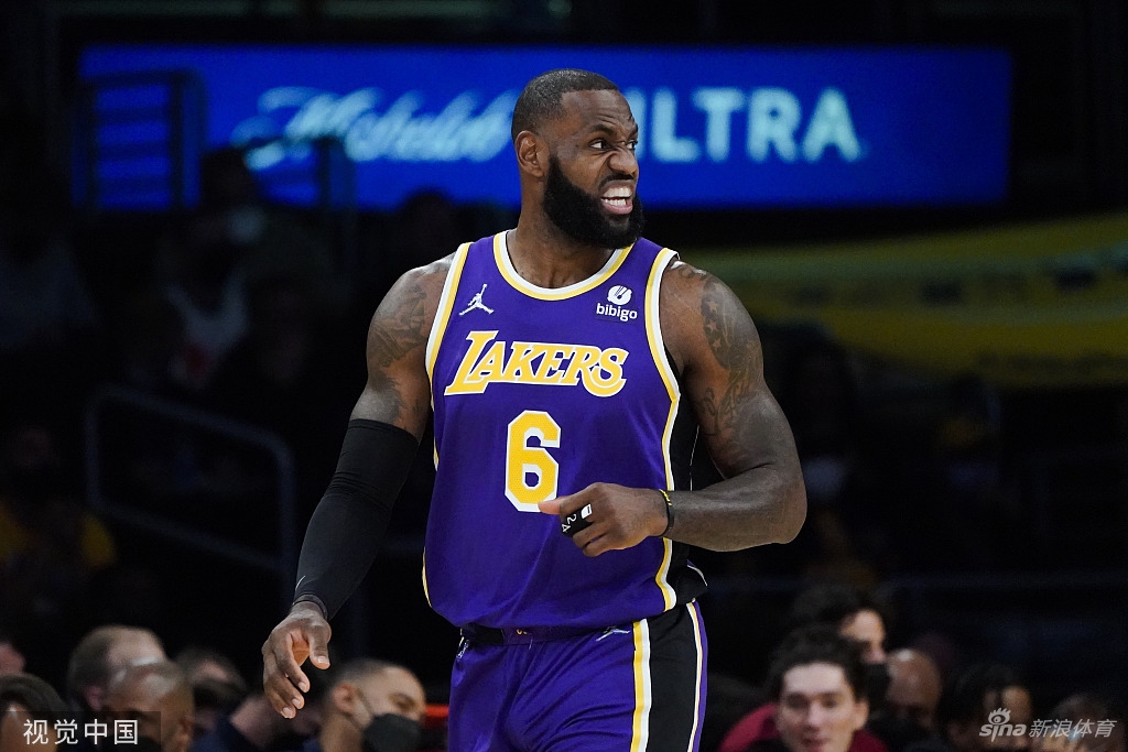 [NBA]骑士101-113湖人 詹姆斯复出