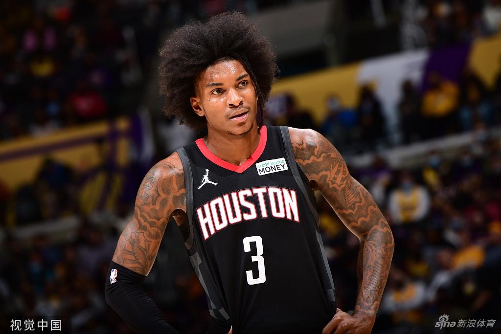 [NBA]火箭85-95湖人 詹姆斯15分8助攻