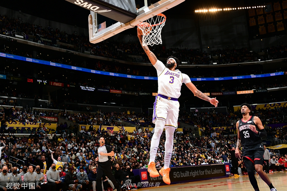 [NBA]火箭85-95湖人 詹姆斯15分8助攻