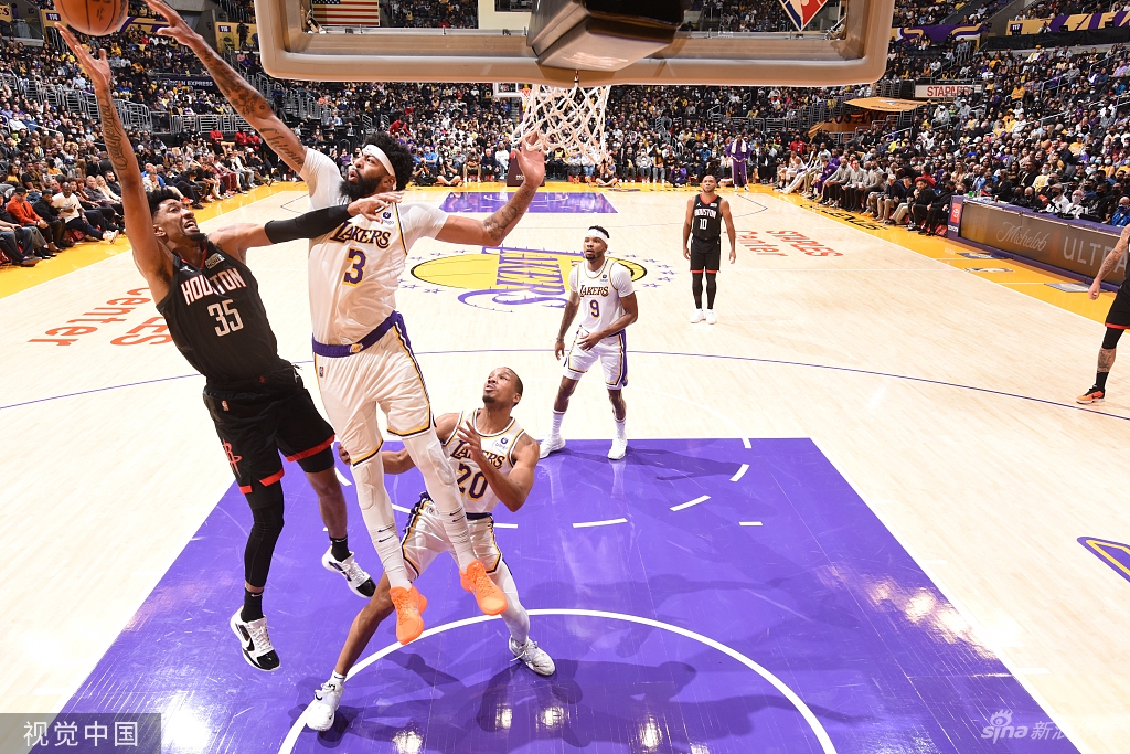 [NBA]火箭85-95湖人 詹姆斯15分8助攻