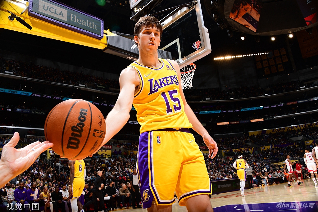 [NBA]火箭117-119湖人 詹皇30+10