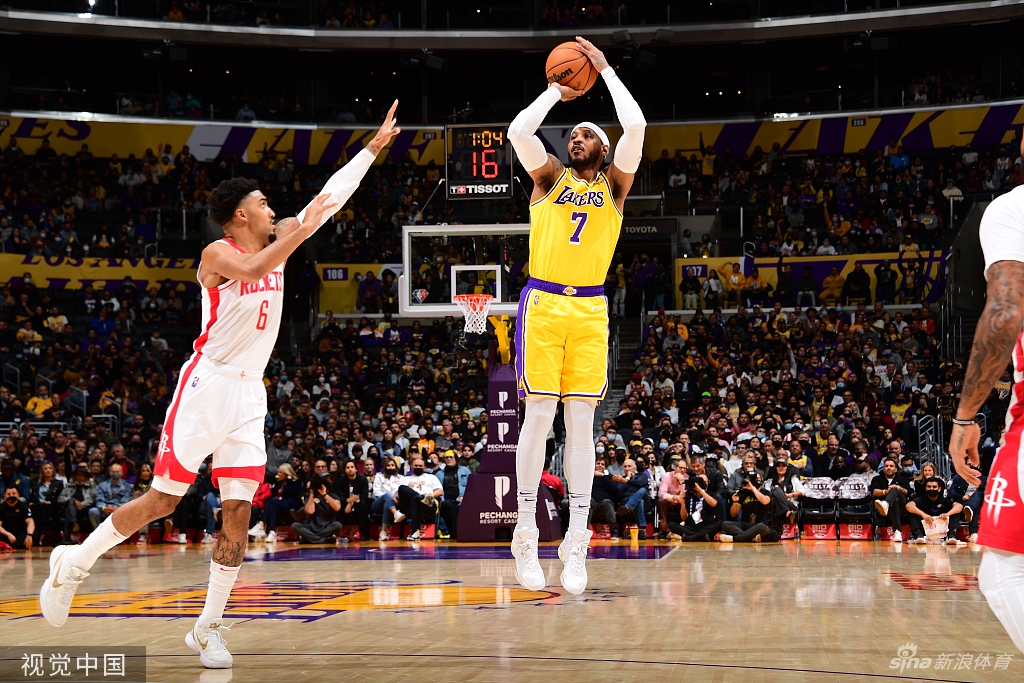 [NBA]火箭117-119湖人 詹皇30+10