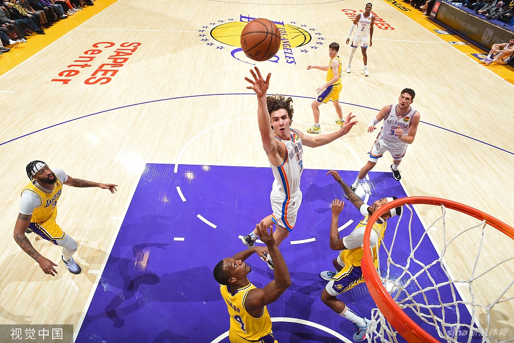 [NBA]雷霆107-104湖人 浓眉两双詹姆斯休战