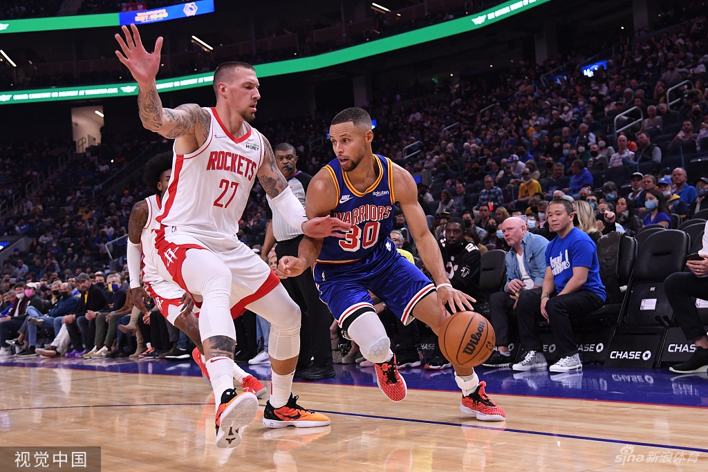 [NBA常规赛]火箭107-120勇士