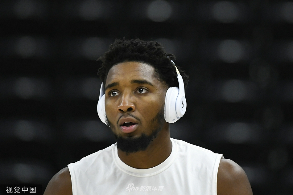 [NBA常规赛]老鹰98-110爵士