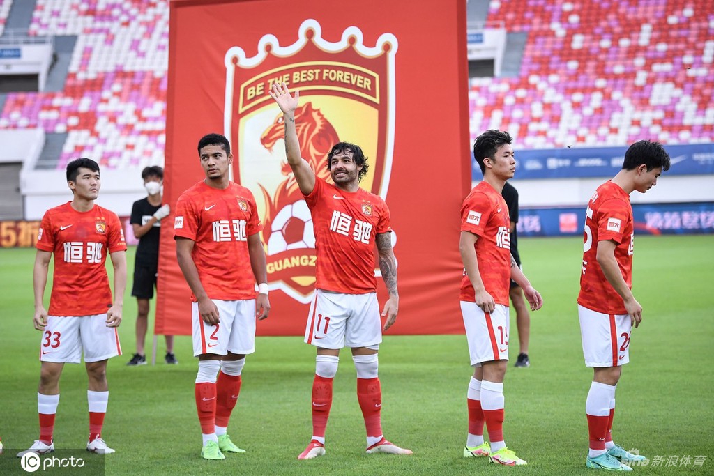 广州队归化球员将暂别中超 高拉特或放弃中国国籍