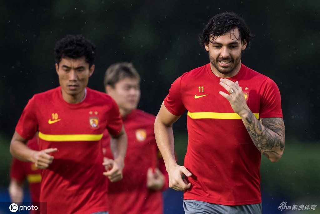 广州队归化球员将暂别中超 高拉特或放弃中国国籍