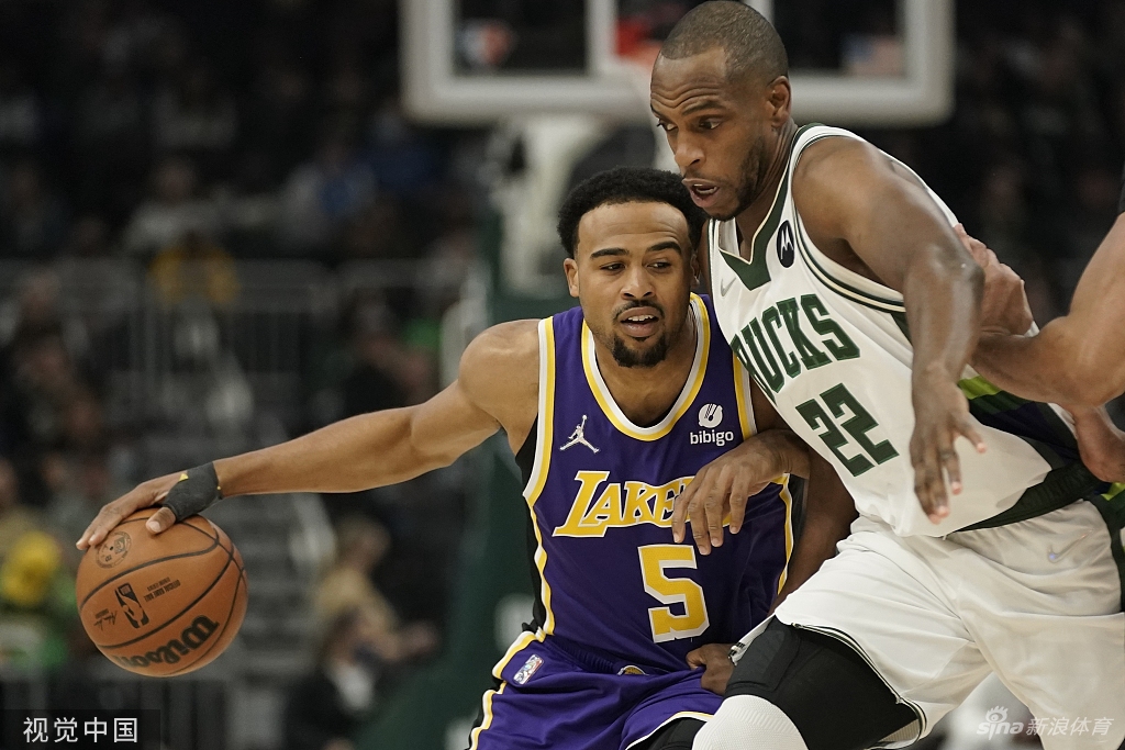 [NBA常规赛]湖人102-109雄鹿