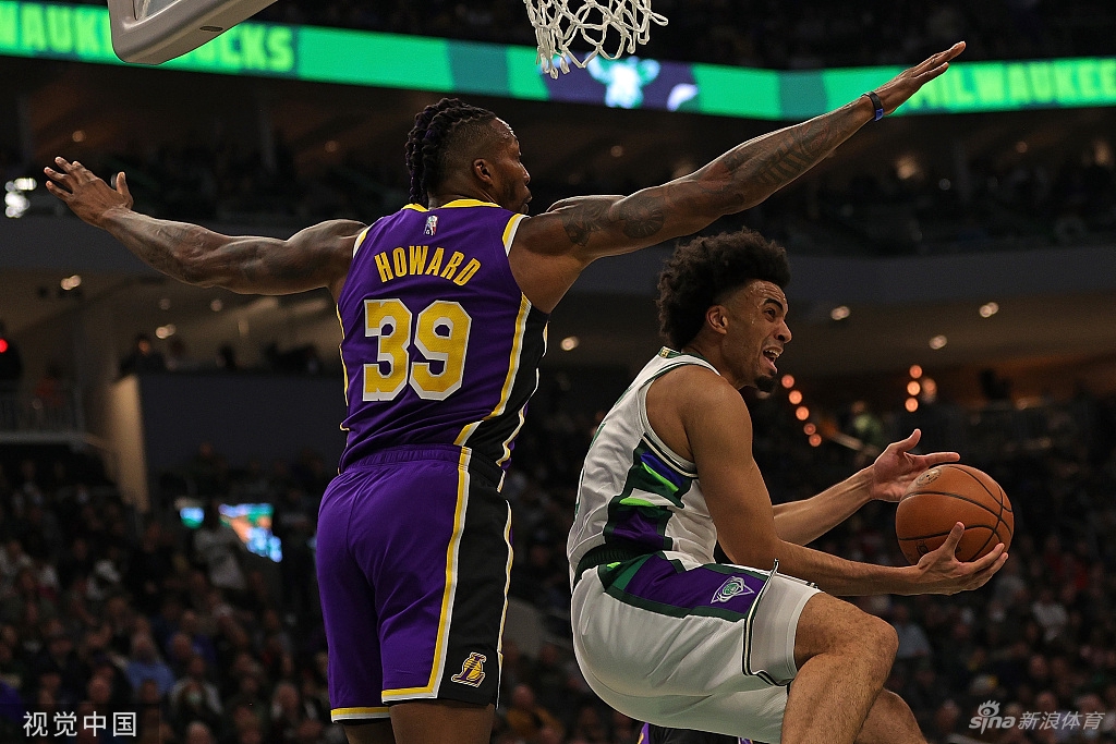 [NBA常规赛]湖人102-109雄鹿