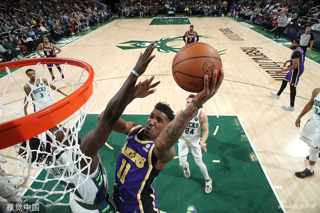 [NBA常规赛]湖人102-109雄鹿