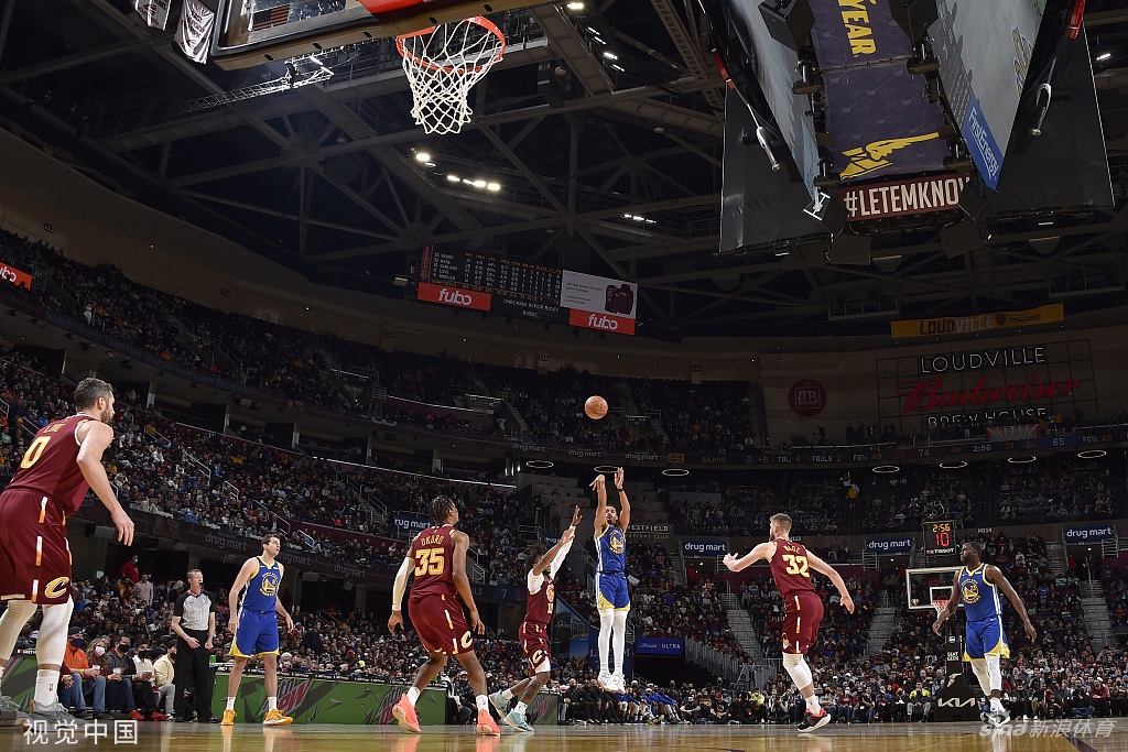 [NBA]勇士104-89骑士 库里9三分砍40分