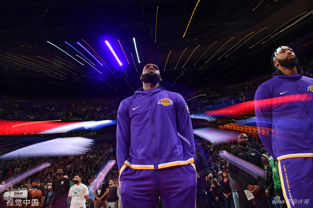 [NBA]湖人客场输22分 詹姆斯复出砍23分