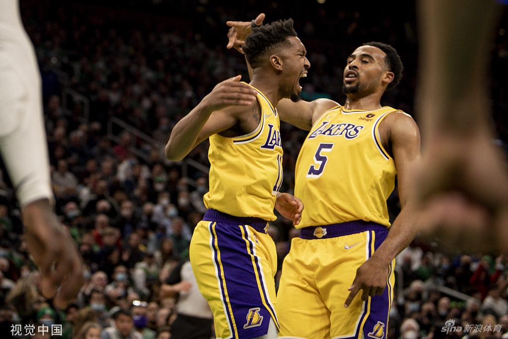 [NBA]湖人客场输22分 詹姆斯复出砍23分