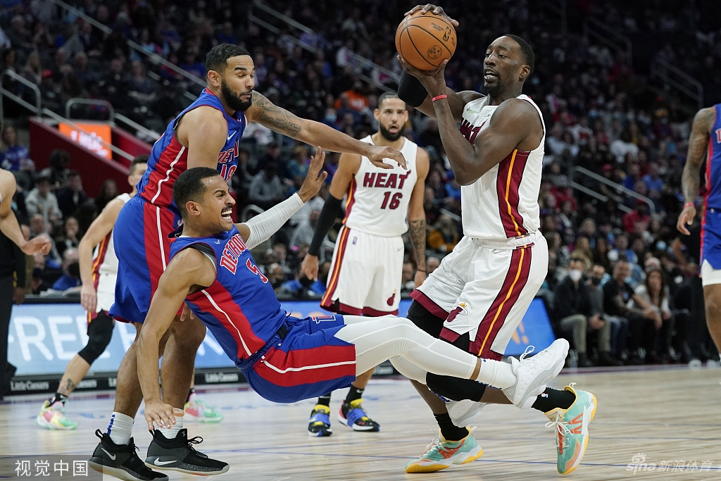 [NBA常规赛]热火100-92活塞