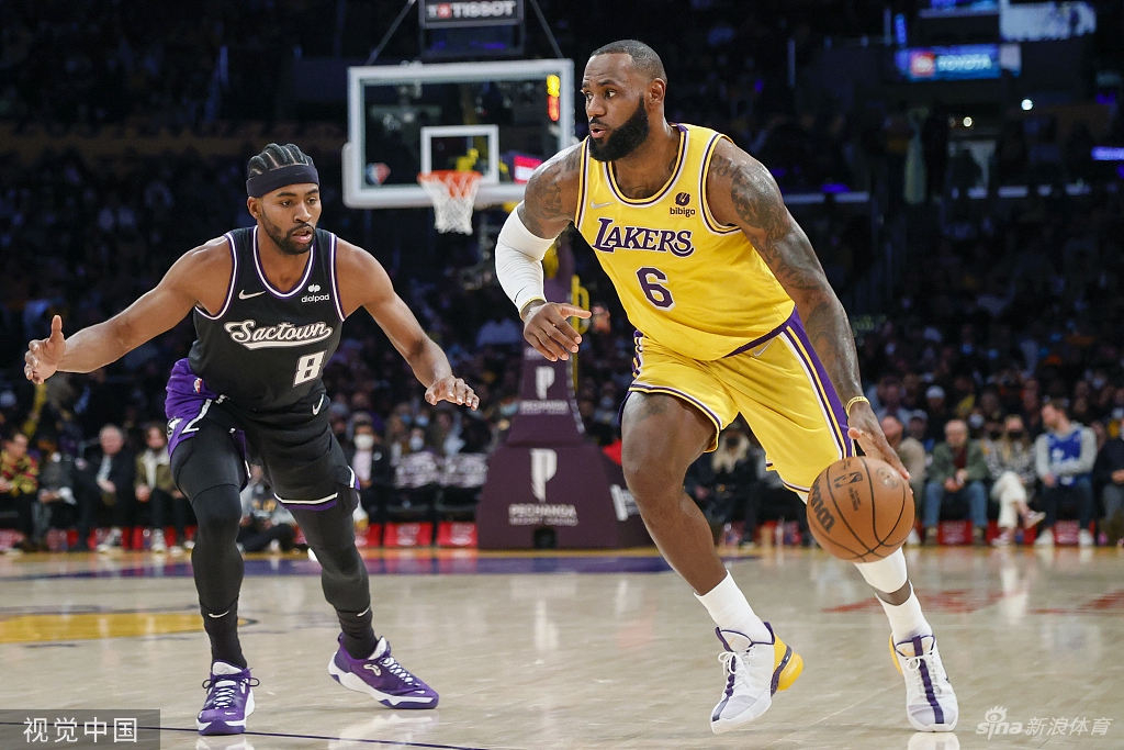 [NBA]国王3加时力克湖人 詹姆斯空砍30+11